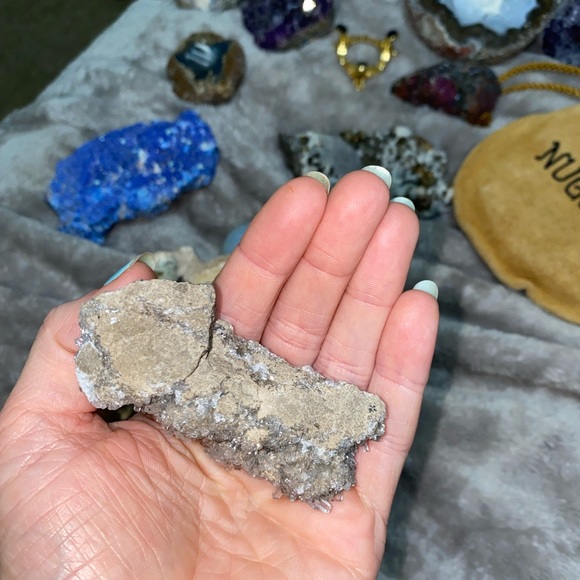 Raw Celestite Geode Druzy Crystal - Picture 5 of 8